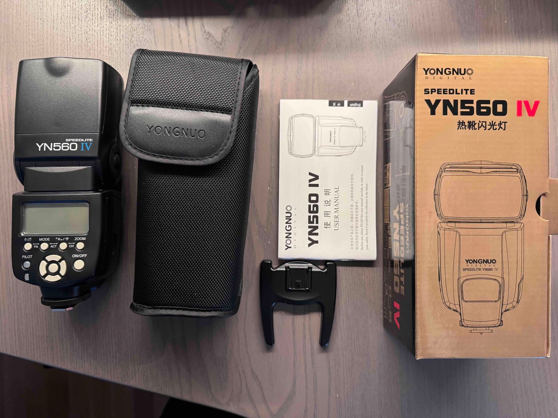Yongnuo Flash: 2 Yongnuo YN560 IV Blitzgeräte Set mit Controller in OVP – Nuovo (secondo la descrizione) da Zürich venduto da istvanfarkas 2