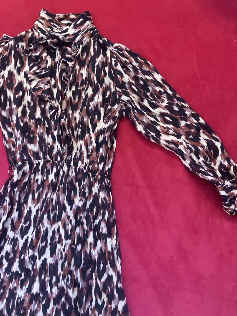 Vestiti: Massimo Dutti Kleid, Gr. 34, Leoprint, Herbstchic! – Usato da Muralto venduto da jac_hkz5 4