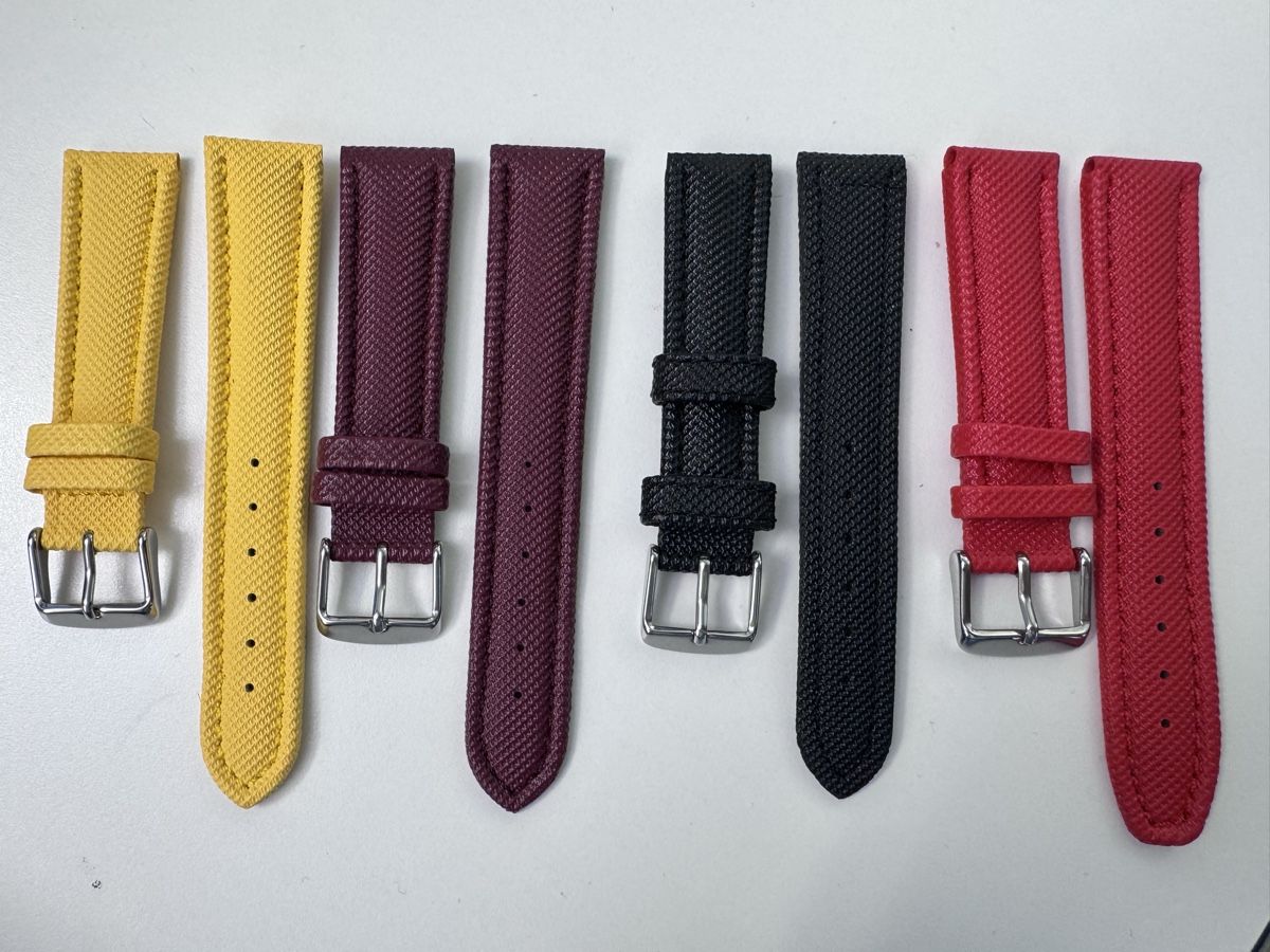 Bracciali & Braccialetti: PU leather  Watch Straps 20mm - Assorted Colors – Nuovo e nell'imballaggio originale da Zürich venduto da 613_g8jy
