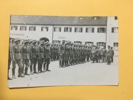 AK Weltkrieg 2 Deutschland Soldaten Appell Brauerei wo?