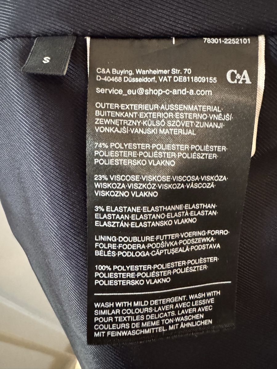 Anzüge & Kostüme: Blazer dunkelblau C&A neuwertig – Neu (gemäss Beschreibung) aus Winterthur von julia.hofer 1