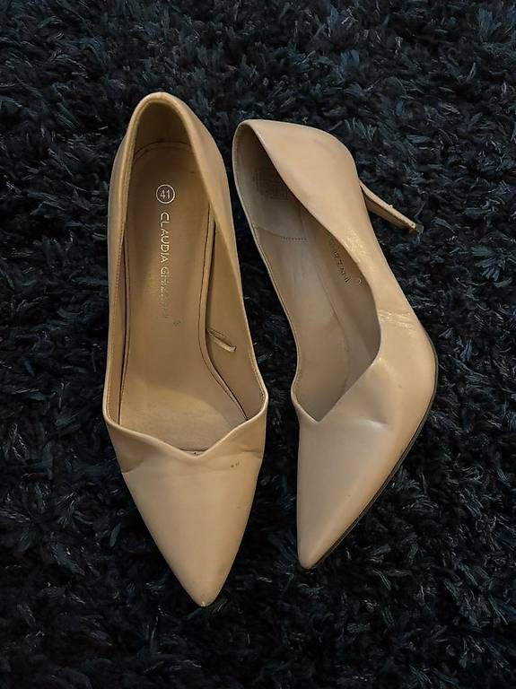 Scarpe da donna: Chaussures Claudia Ghizzani Taille 41 – Usato da Le Grand-Saconnex venduto da oleduc