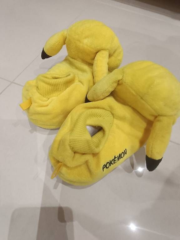 Scarpe da uomo: Pantoufles Pokemon – Usato da Mauborget venduto da tho_6lwc 1