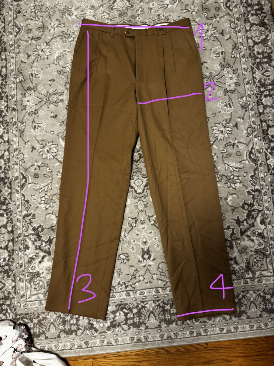 Burberry Pantaloni: Burberrys Anzugshose – Usato da Schaan venduto da kri_tsw8 5