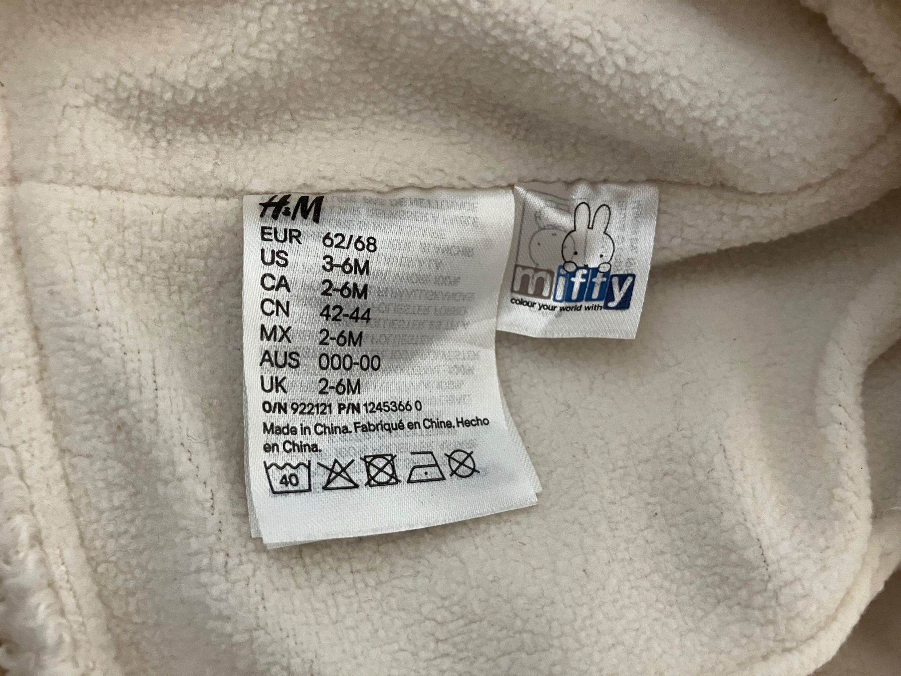 H&M Berretti & Sciarpe: Wintermütze - Grösse 62/68 – Usato da Winterthur venduto da ast_796h 2