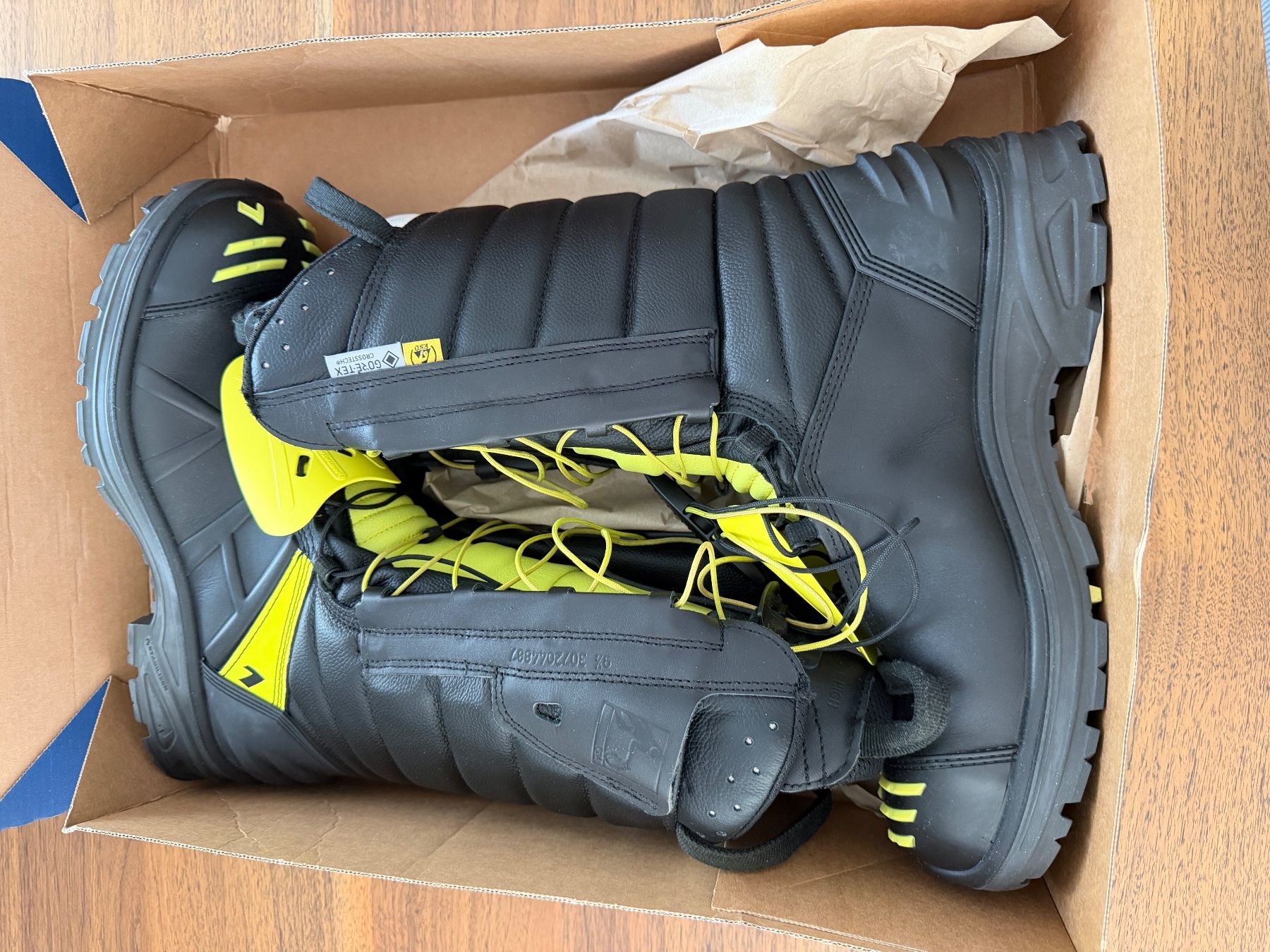 Haix Herrenschuhe: HAIX Fire Eagle High, Gr. 44 – Neu (gemäss Beschreibung) aus Zug von brucor 7