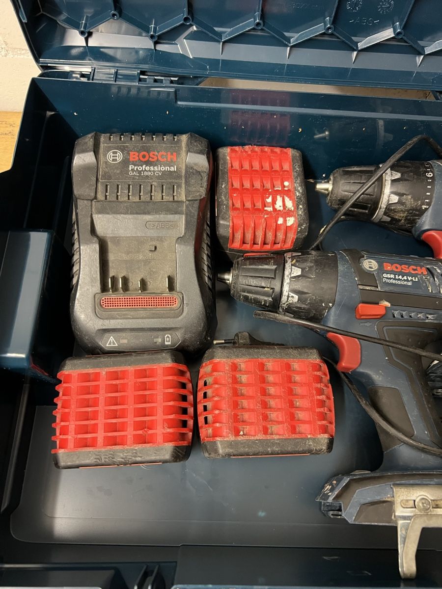 Bosch Trapani: Bosch Akku Bohrmaschine 14.4V – Usato da Holziken venduto da 181281 1