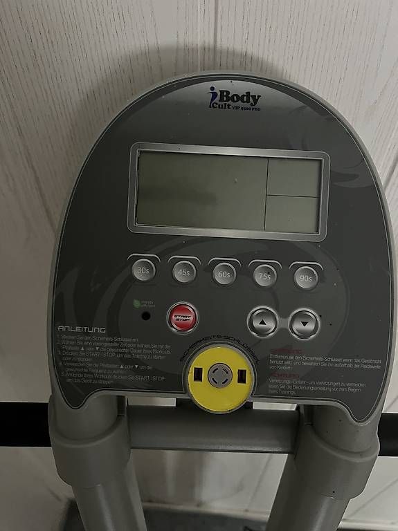 Hometrainer: Vibra Power Plate – Usato da Balsthal venduto da Helvetai 1
