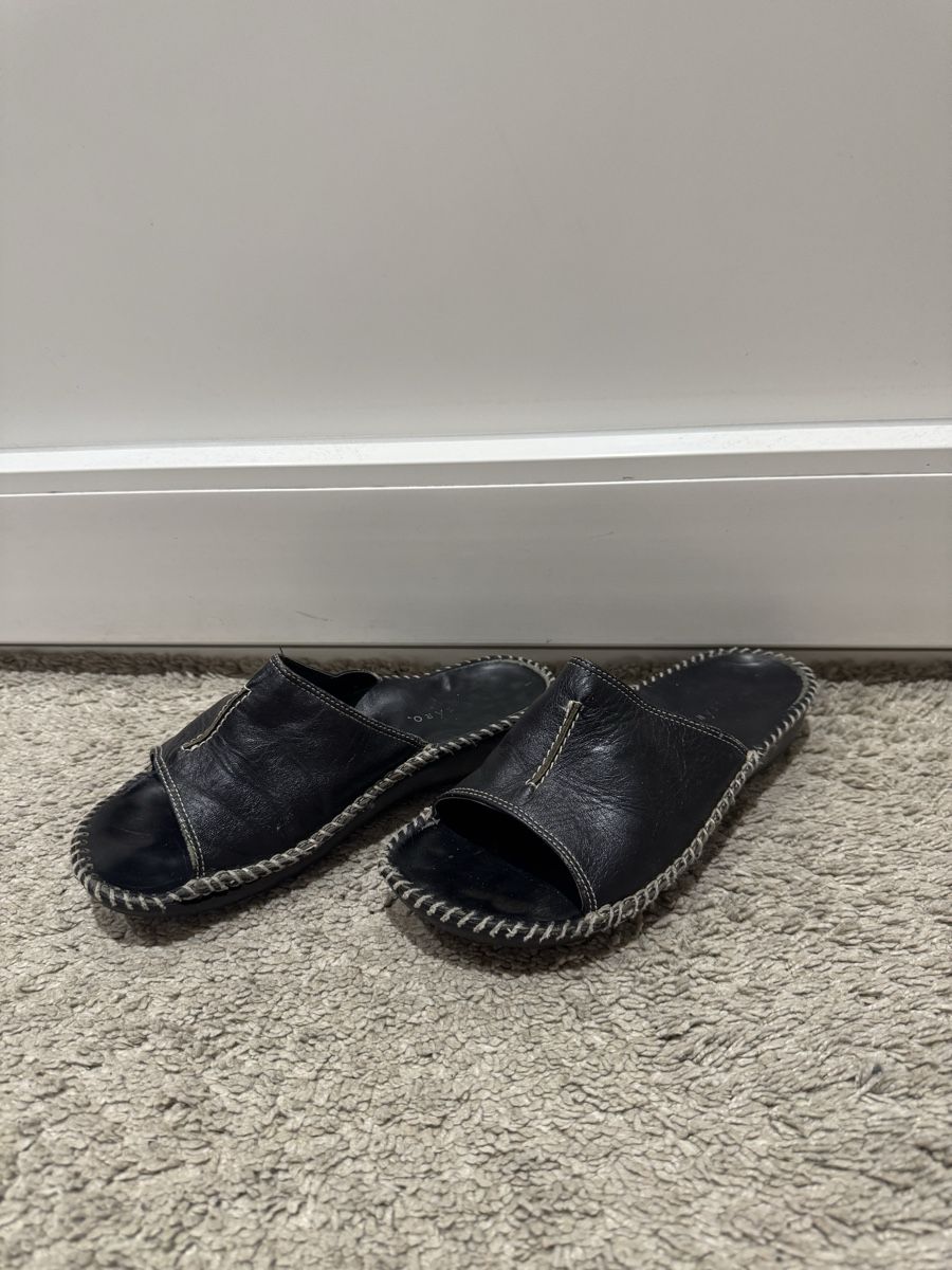 Scarpe da uomo: Pantoffeln/Slippers – Usato da Volketswil venduto da Jan.17 1