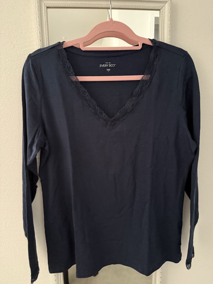 Tchibo Negligees & Pyjamas: Schlafanzugoberteil Grösse 44/46  Tchibo neu – Neu (gemäss Beschreibung) aus Pfeffikon LU von pepino17