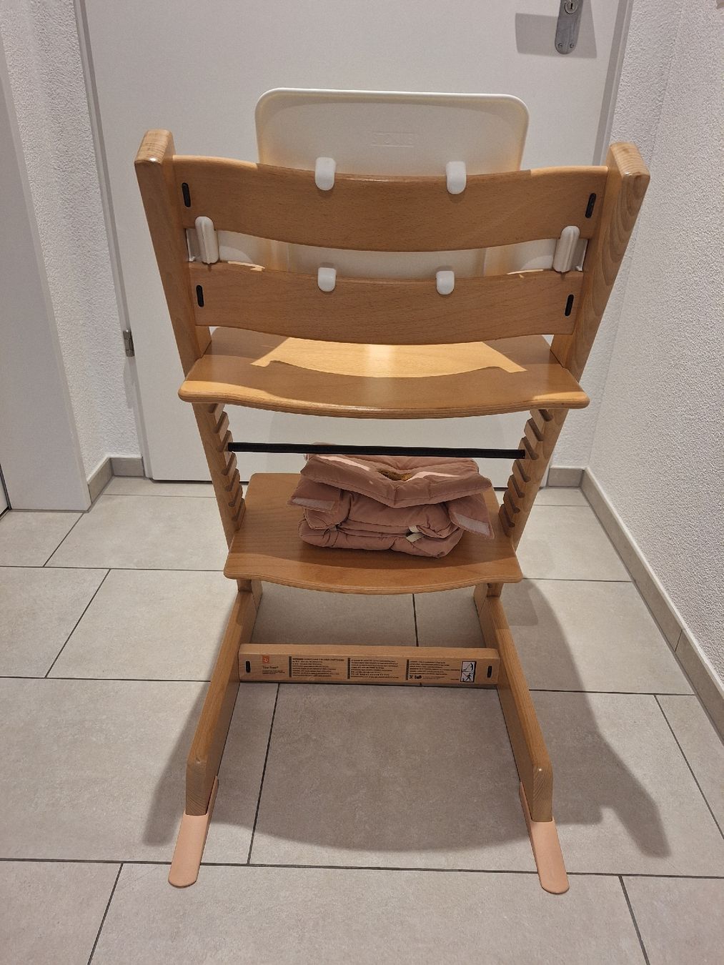 Stokke Seggioloni: Triptrap Stokke mit viel Zubehör/ 2017 – Nuovo (secondo la descrizione) da Döttingen venduto da DuHaiduc 1