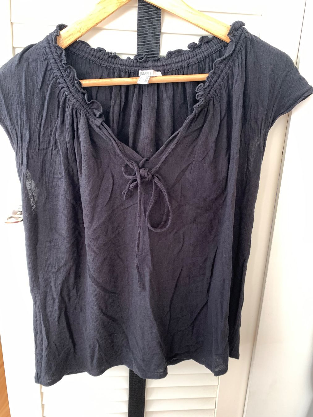 Esprit Camicette: Schwarze Esprit Sommerbluse, Gr. 40 – Usato da Ettingen venduto da evs_6w9m