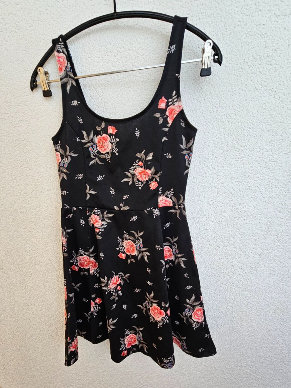 H&M Vestiti: Kurzes Kleid Gr. 36 – Usato da Staffelbach venduto da Frisco77