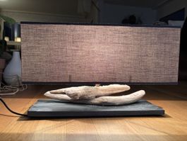 Lampe avec bois flotté