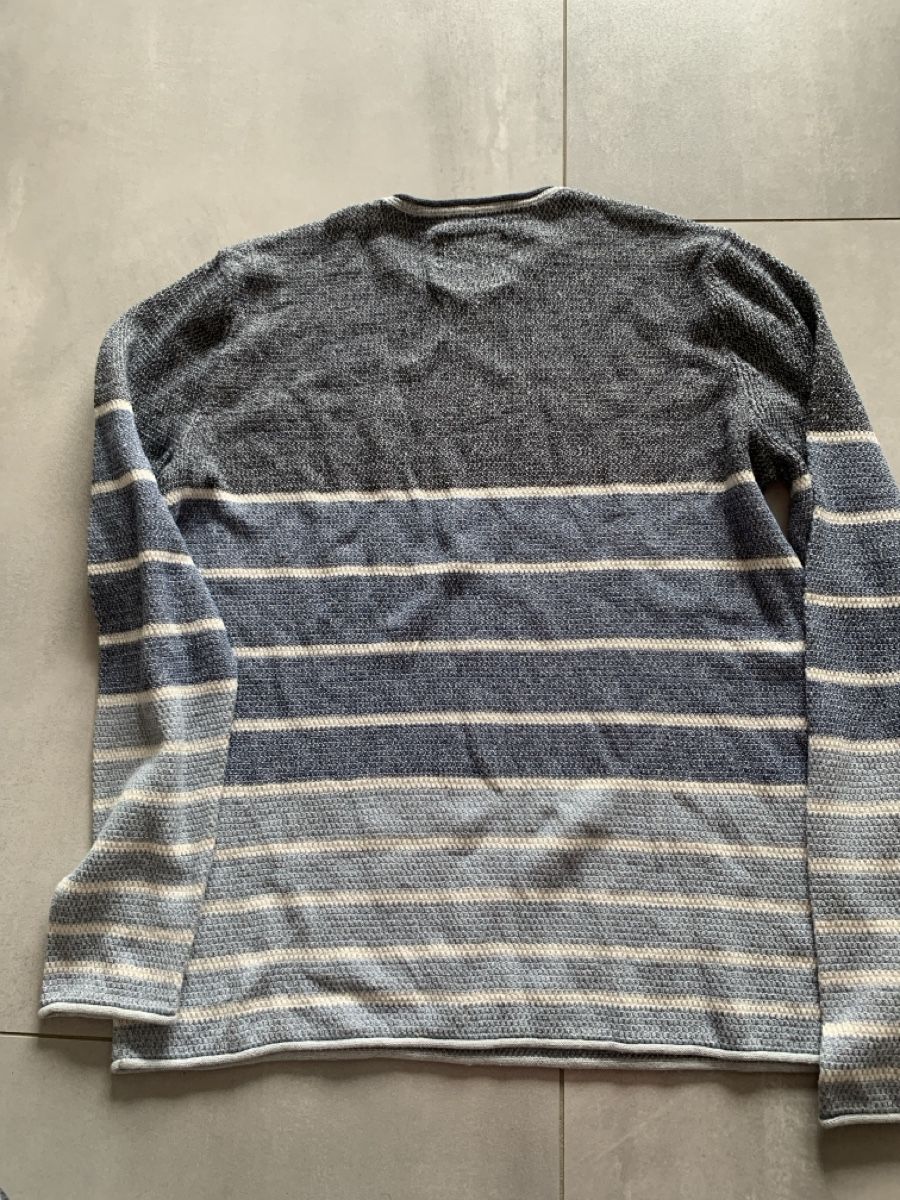 Esprit Pulls & Sweat-shirts: Pullover Gr.L – Neuf (Voir description) à Zuzwil SG par Ibohaus 1
