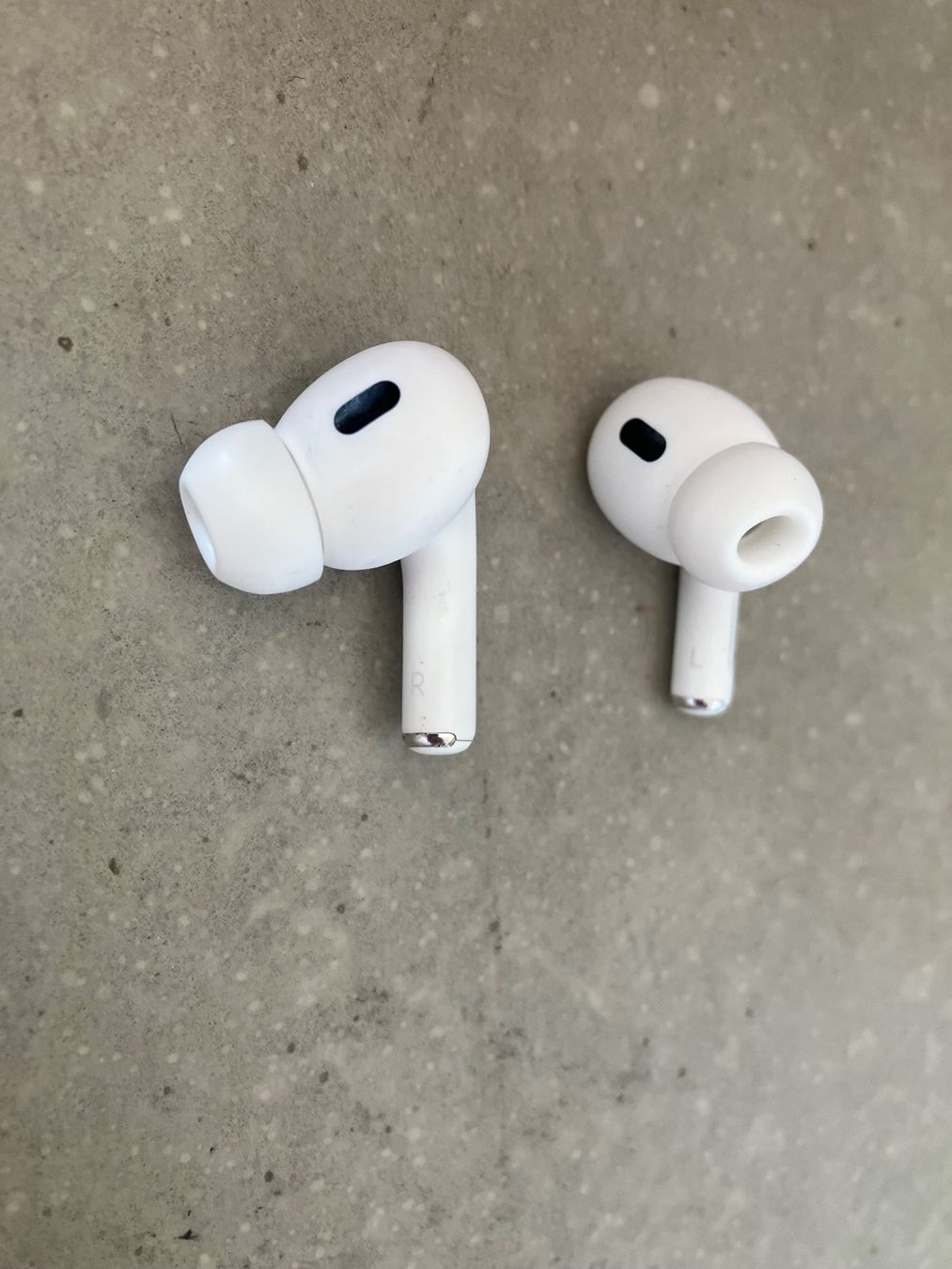 Apple Cuffie: APPLE Air Pods Pro 2 – Usato da Lausanne venduto da mr.v 5