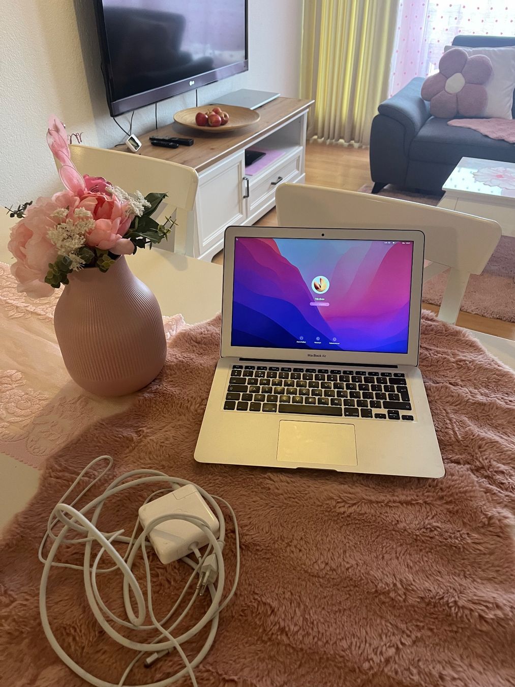 Apple Notebook: MacBook Air 2017 Top 👍 Zustand – Usato da Wohlen AG venduto da Sander.D