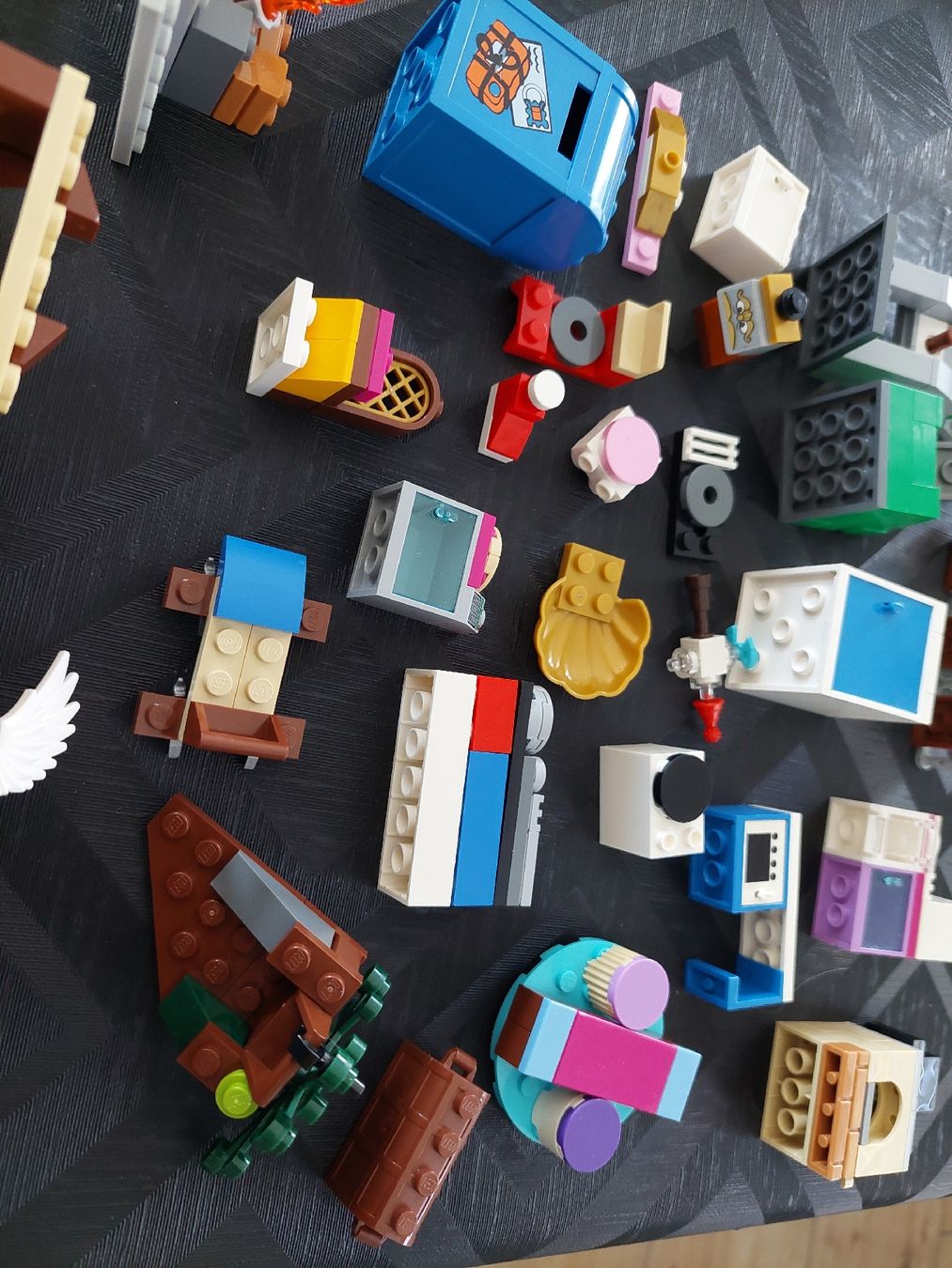 Lego Giocattoli: Div. Lego Friends  Teile  – Usato da Zetzwil venduto da sti_x9xf 3