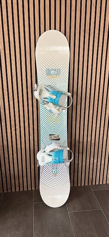 Board: Snowboard mit Bindung  – Usato da Mönchaltorf venduto da 83rita83