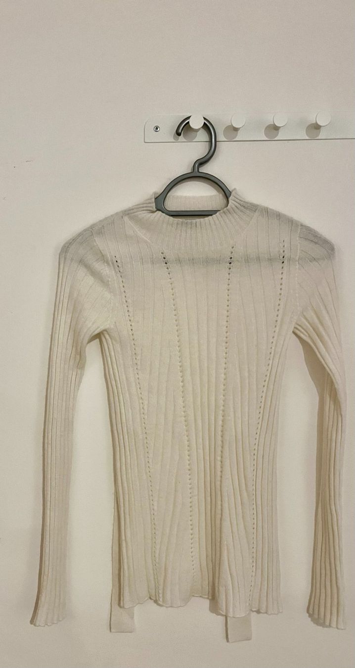 Allsaints Pullover & Sweatshirts: AllSaints Damenpullover, Gr. M, weiss, Rückenausschnitt – Gebraucht aus Zürich von Sakura888