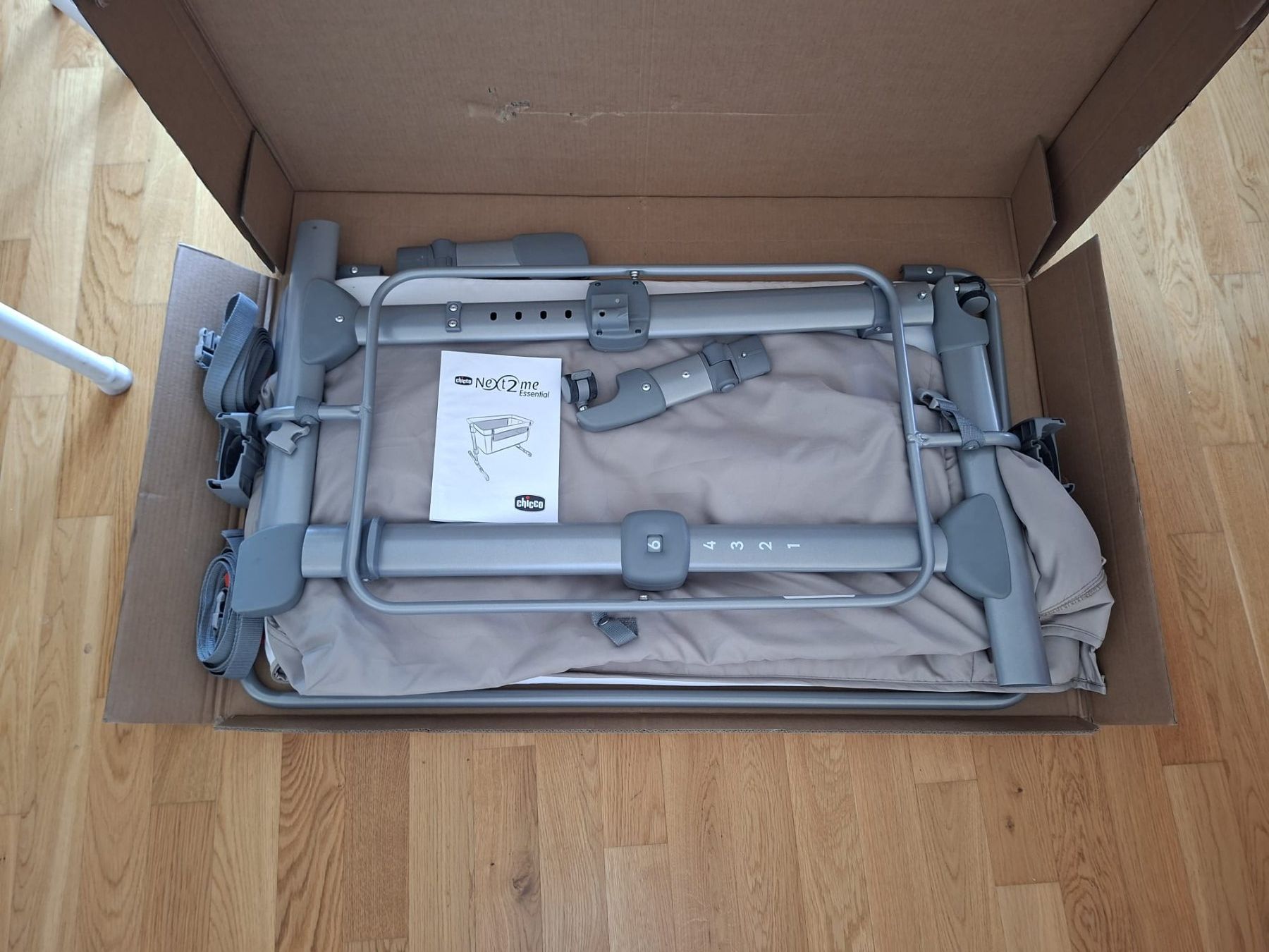 Chicco Betten: Lit cododo Chicco "Next to me Essential" beige – Gebraucht aus Ostermundigen von jul_7t8v 8
