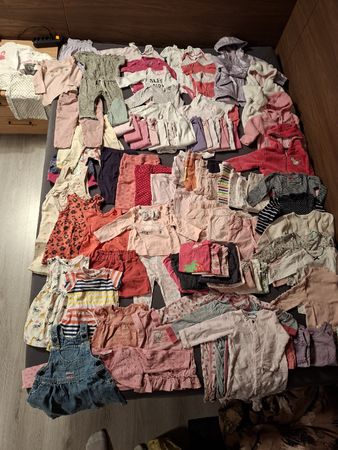 Sehr schönes Mädchenset Grösse 74