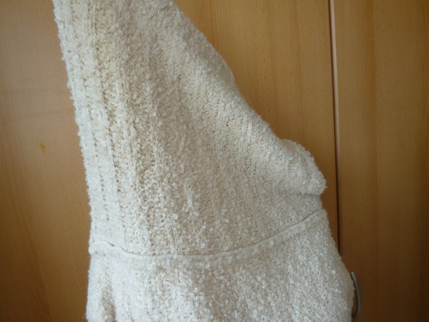 Maglioni & Felpe: MARCO DI RENZO  kuschliger Pullover ca. S/M Bouclé beige – Usato da Dättlikon venduto da Mamakuga 6