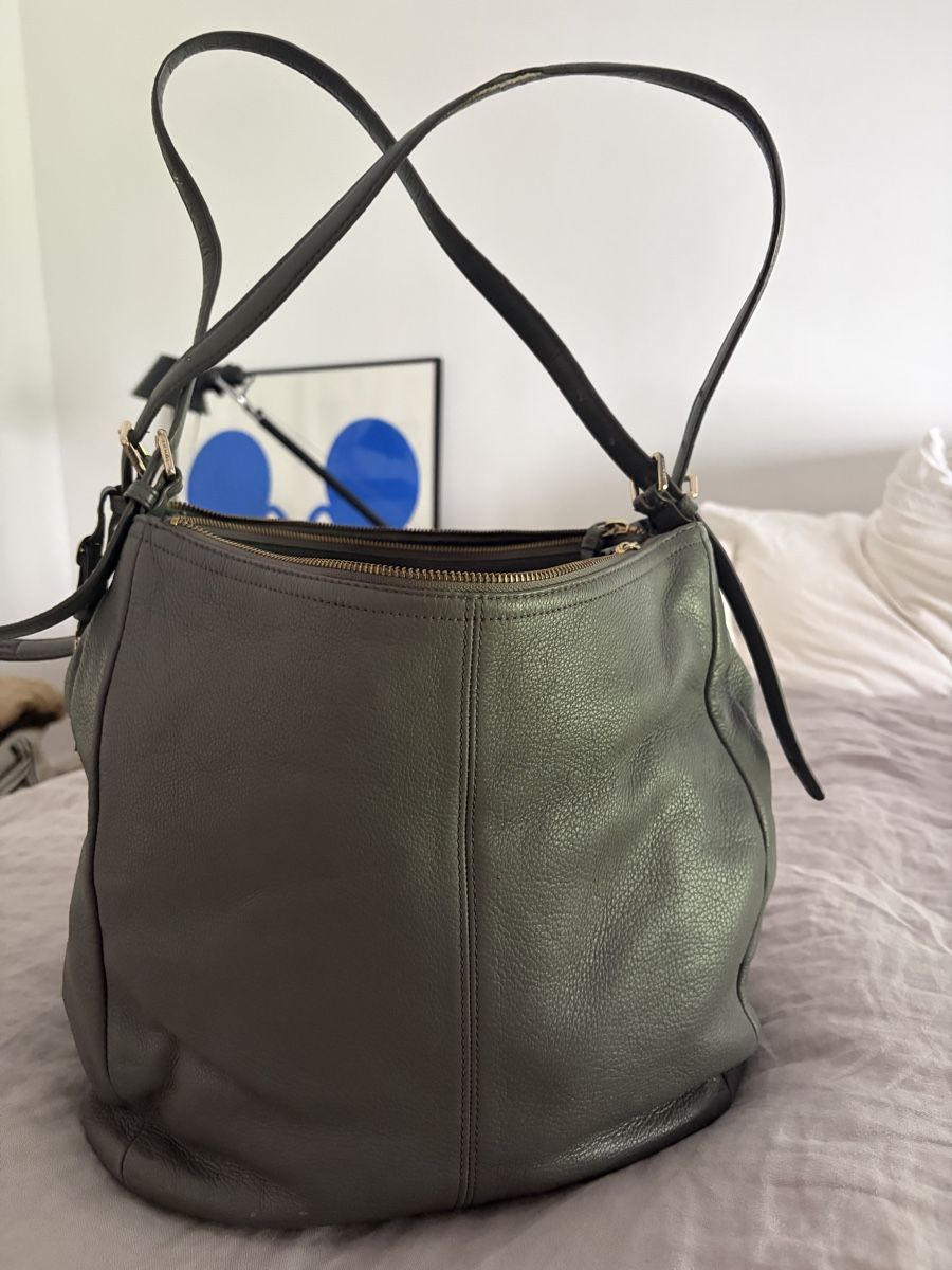 Tommy Hilfiger Borse da donna: Wunderschöne Tommy Hilfiger Ledertasche – Usato da Luzern venduto da THINGS-11