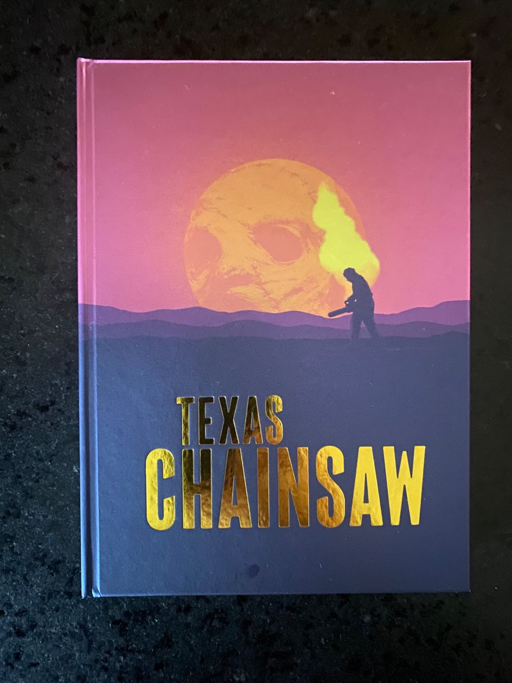 Tutti i DVDs: Texas Chainsaw Mediabook Blu-ray + CD Sehr Gut – Usato da Schmitten FR venduto da FilmRarities
