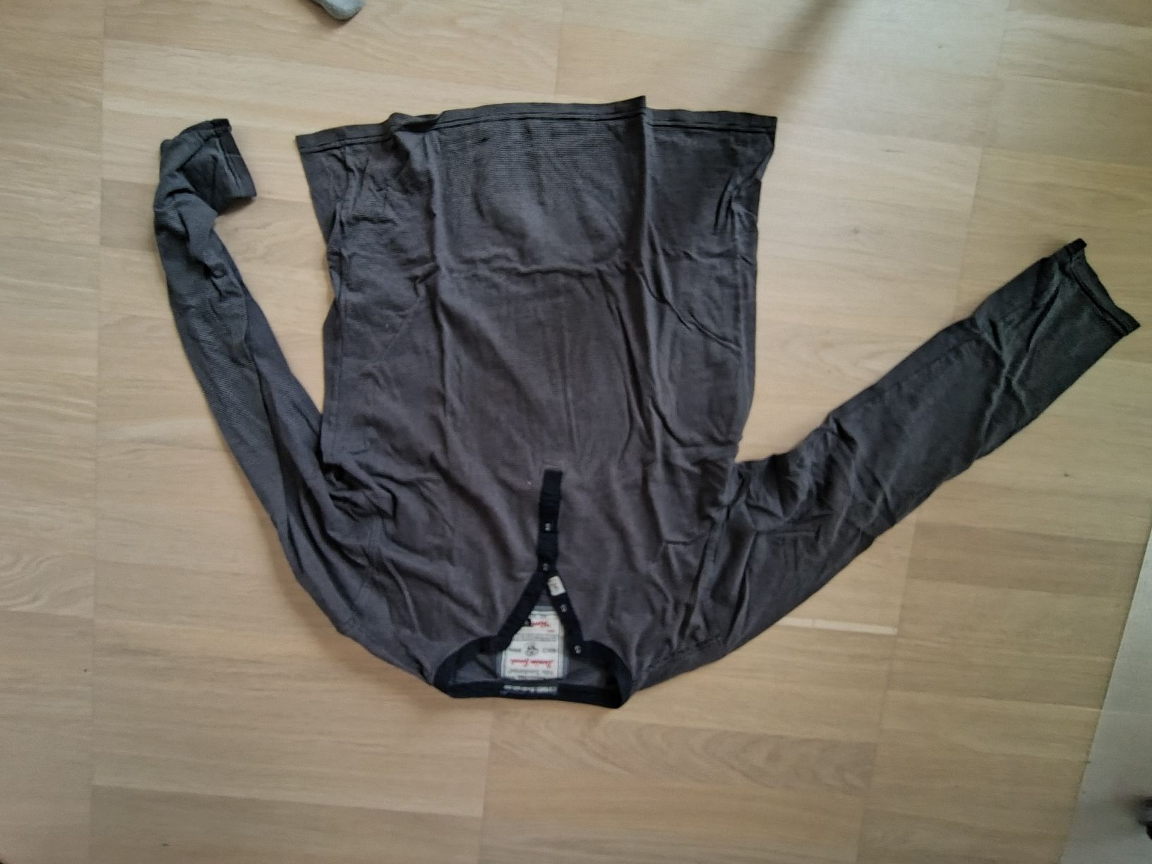 Pullover & Sweatshirts: Nils Sundström Shirt Grösse L – Gebraucht aus Regensdorf von szo_xjg5 1
