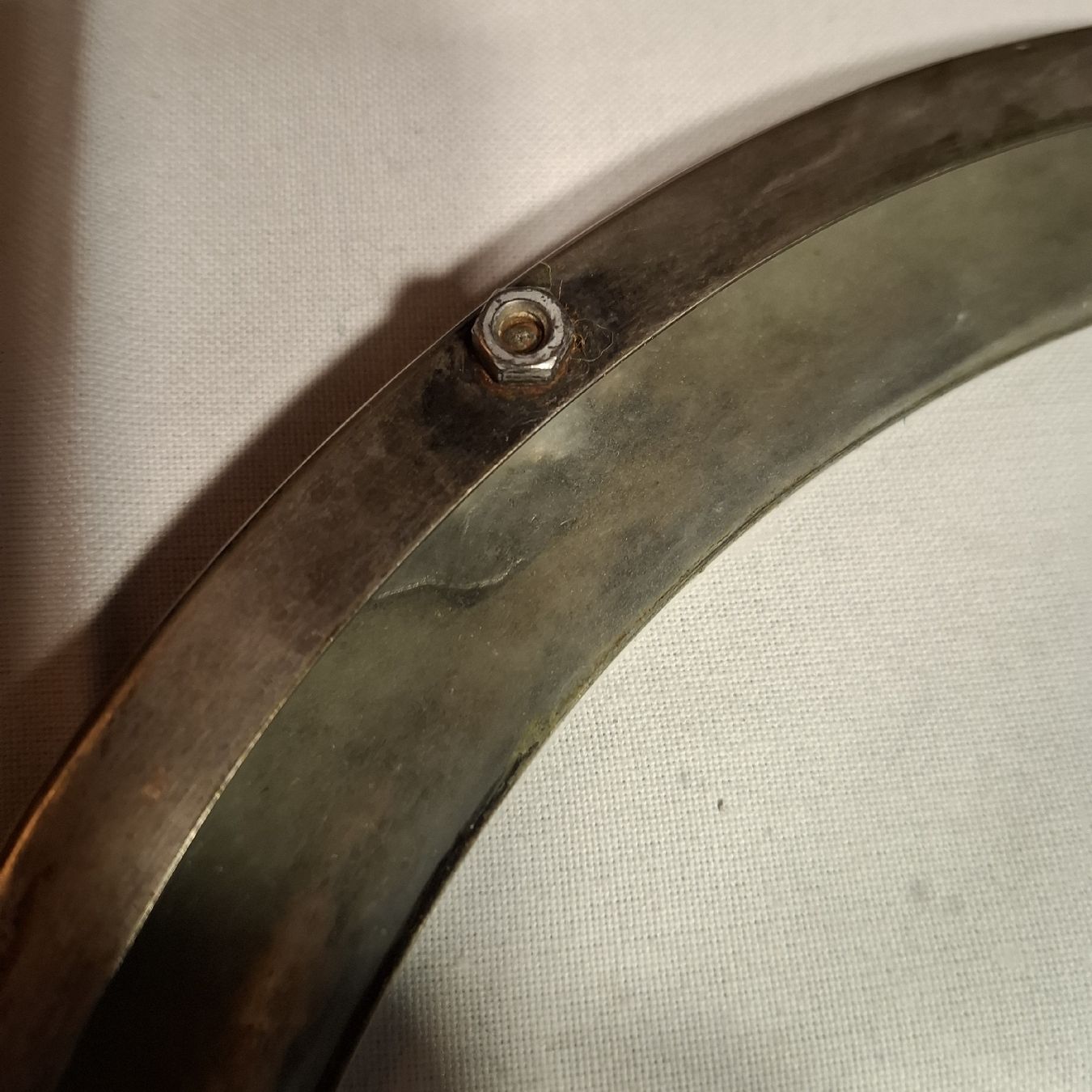 Piatti di portata: Versilberte Servierplatte mit Glasboden ca.28.7cm – Usato da Nürensdorf venduto da DANG3REUX 4
