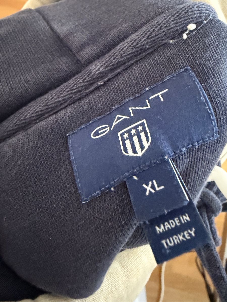 Pullover & Sweatshirts: Pullover Package – Gebraucht aus Zürich von nweimy 4