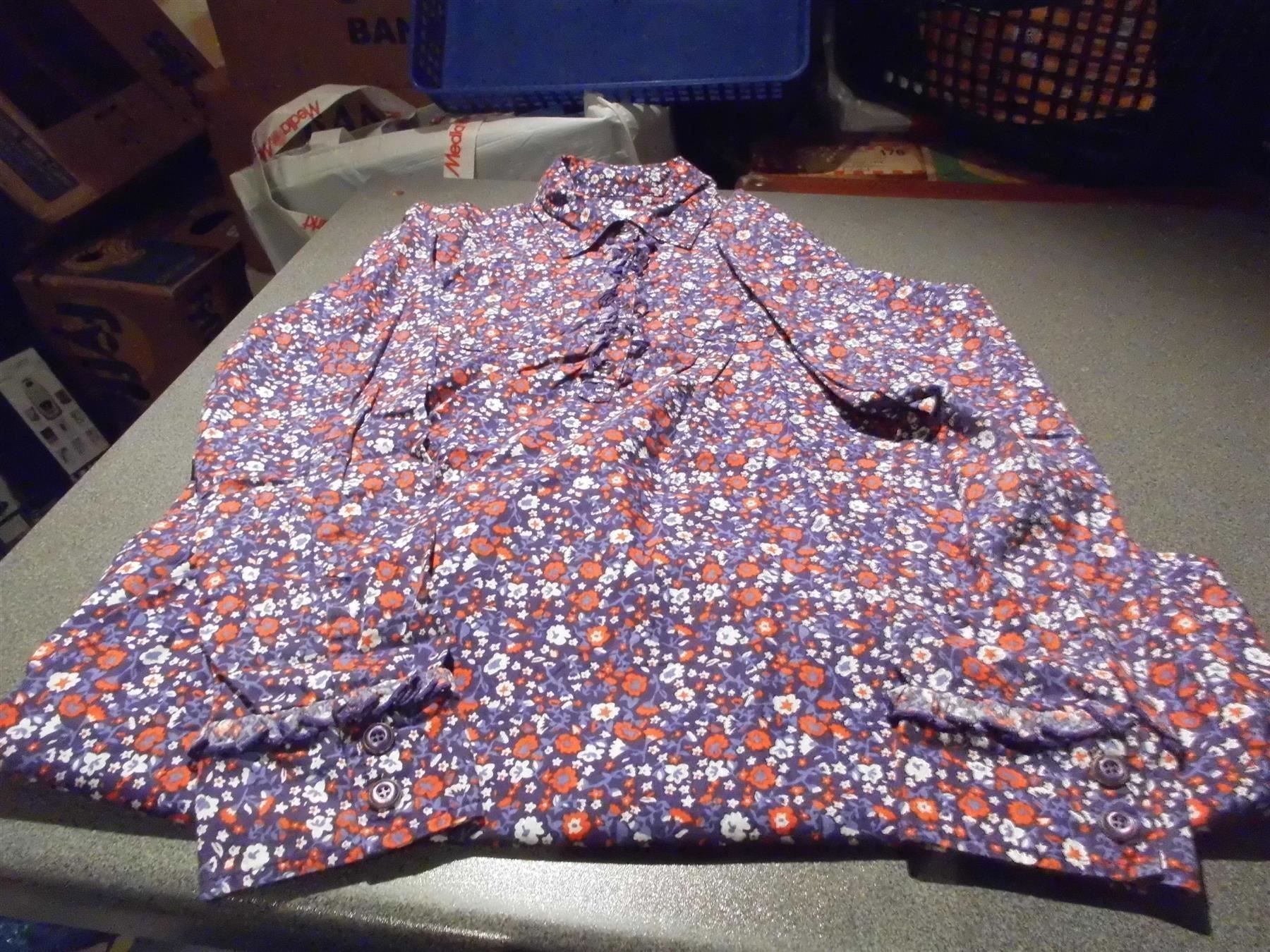 Tom Tailor Chemisiers: Bluse Grösse M, Tom Tailor, violett, Blu – D'occasion à Zürich par abraxas1291