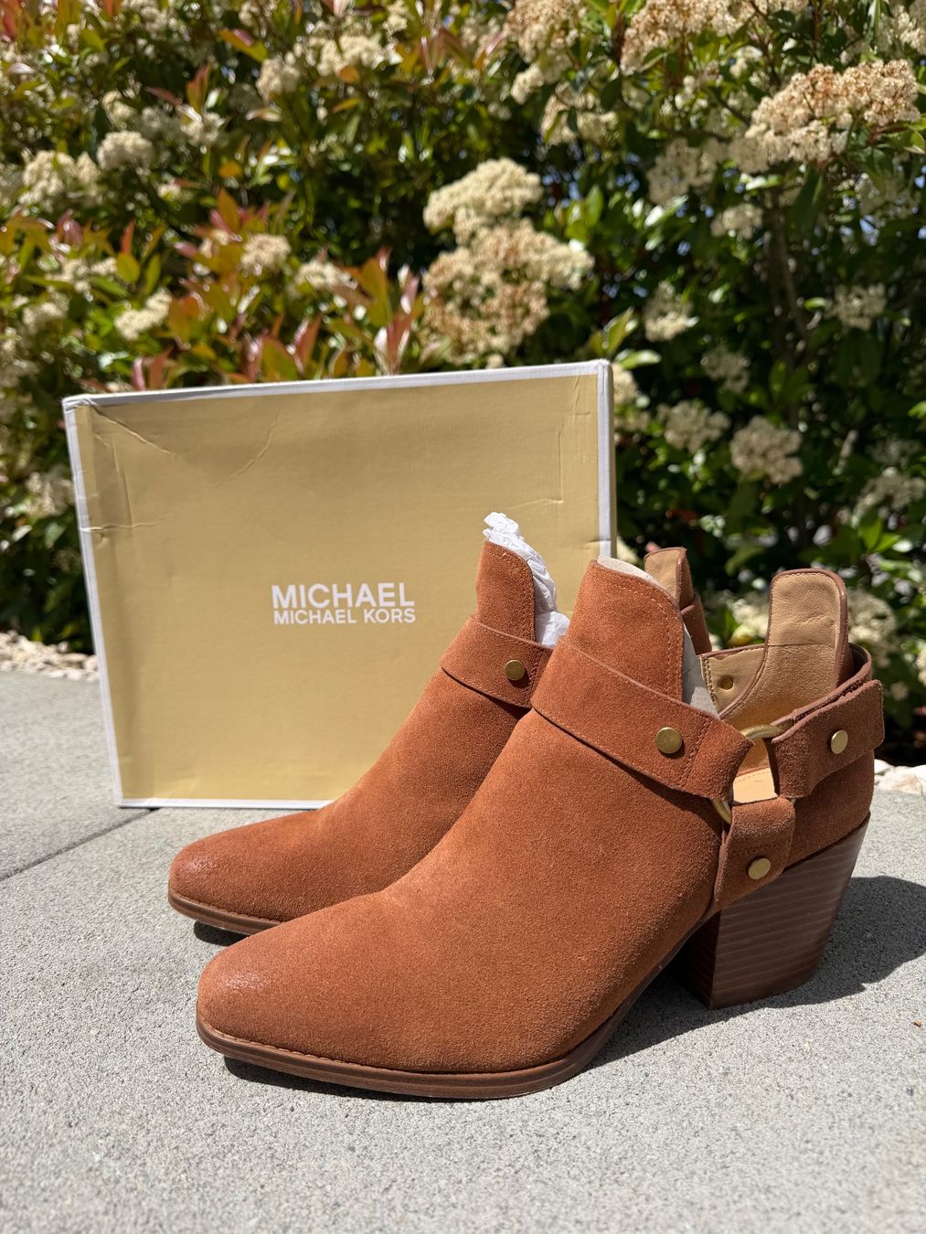 Michael Kors Damenschuhe: Bottines Michael Kors en daim – Gebraucht aus Courchapoix von Gess01