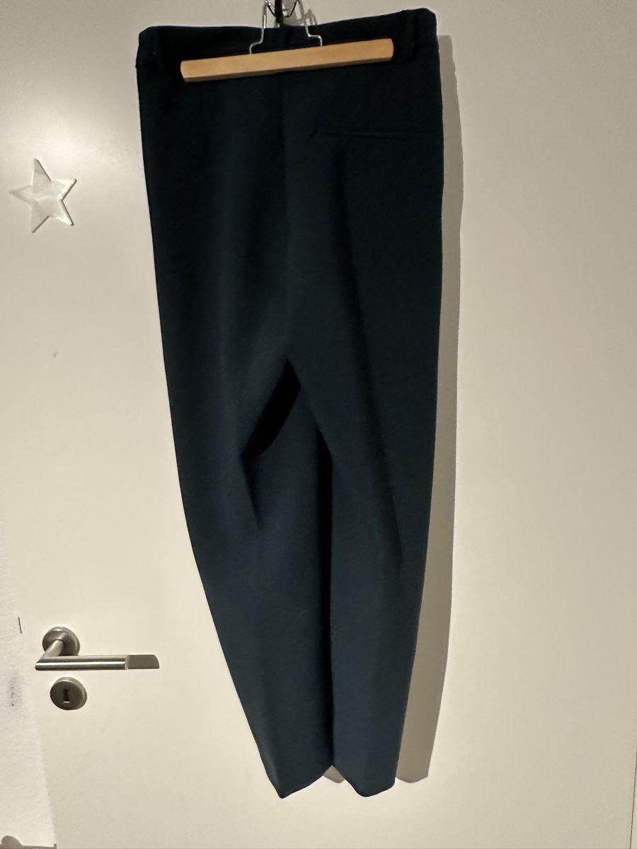 Mango Hosen: Mango Hose Gr. 36 – Gebraucht aus Dübendorf von nat_h9wg 2