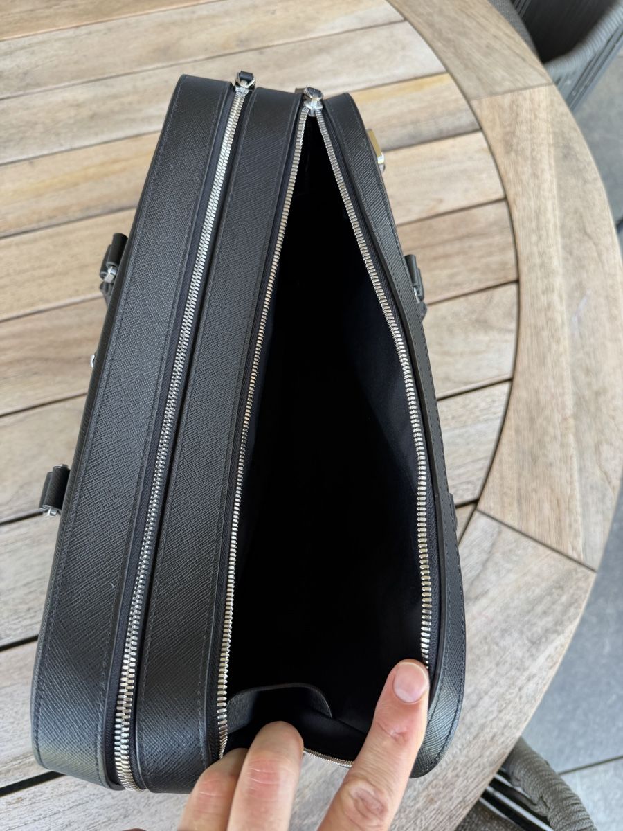 Montblanc Koffer & Taschen: Grosse Montblanc Aktentasche – Gebraucht aus Frasnacht von EliaBruno 8