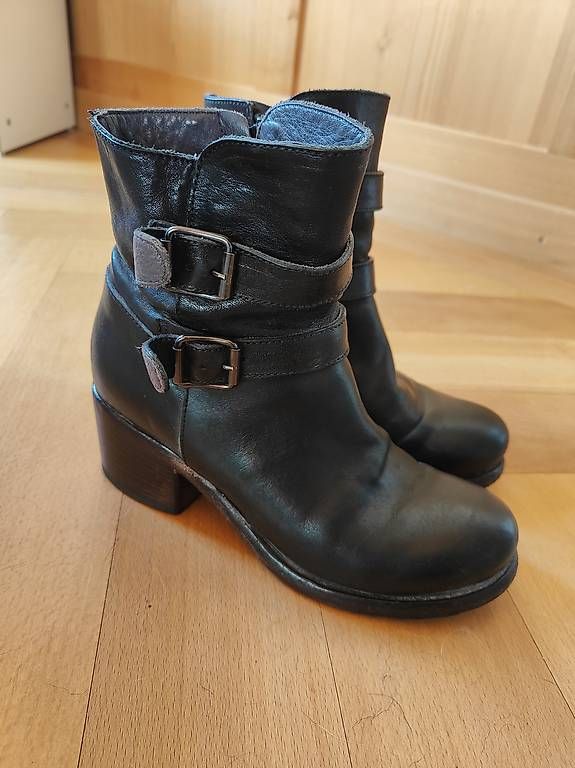 Herrenschuhe: Wenig getragene Moma, Gr. 36 – Gebraucht aus Lungern von Veromi 3