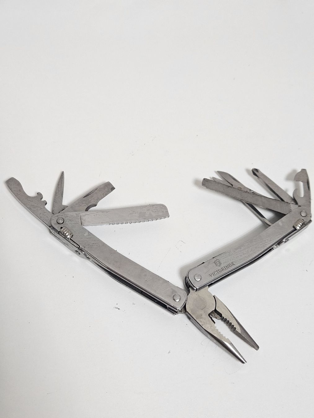 Victorinox Coltelli tascabile: Victorinox Multitool Schweizer Offiziersmesser gebraucht – Usato da Schlieren venduto da Bestleo