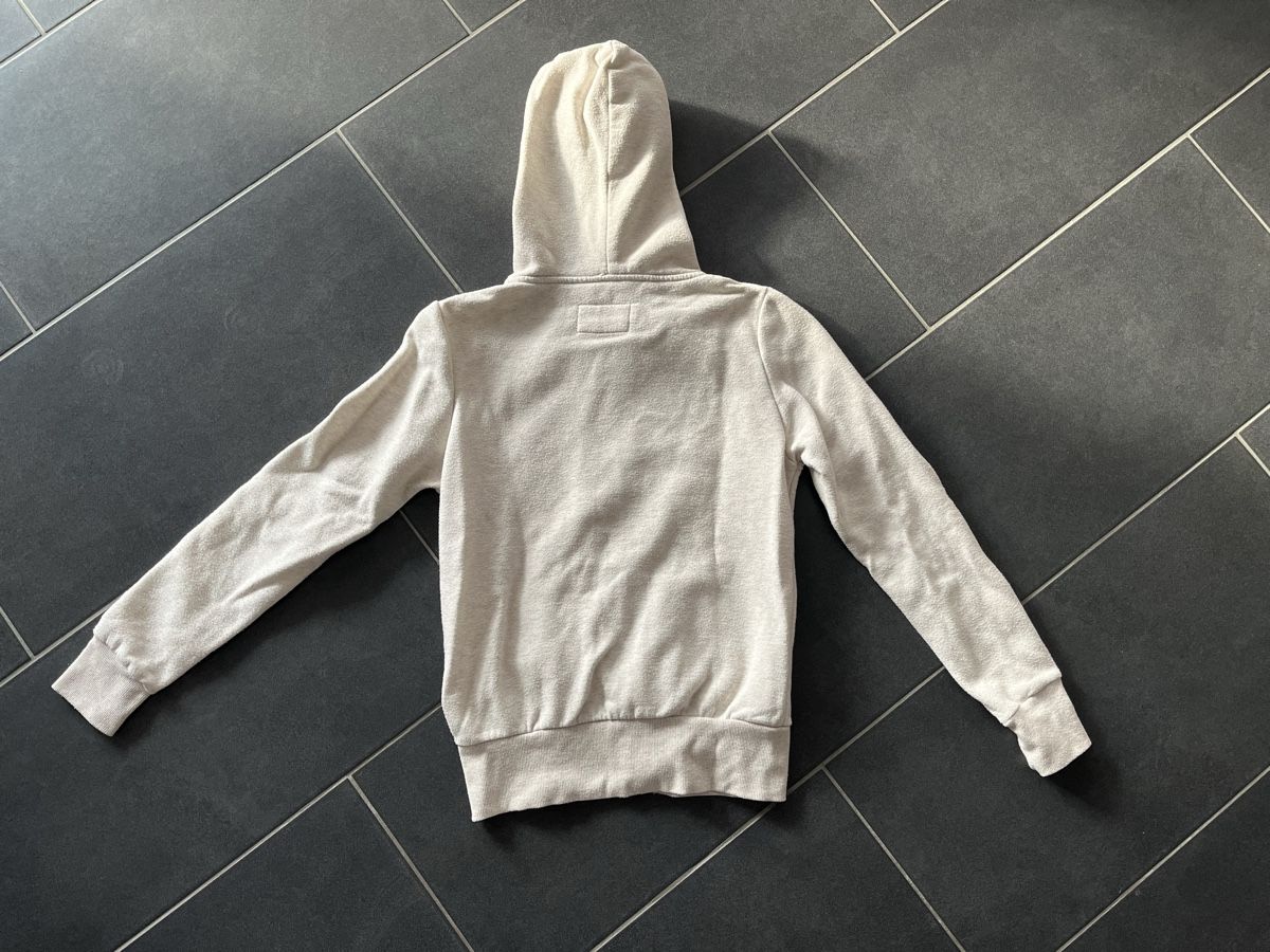 Maglioni & Felpe: Jäckli beige – Usato da Zofingen venduto da saaraaah___ 4