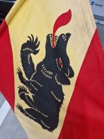 Fahne mit Bernerwappen gelb-rot mit stock antique