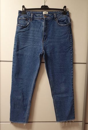 Jeans Mom