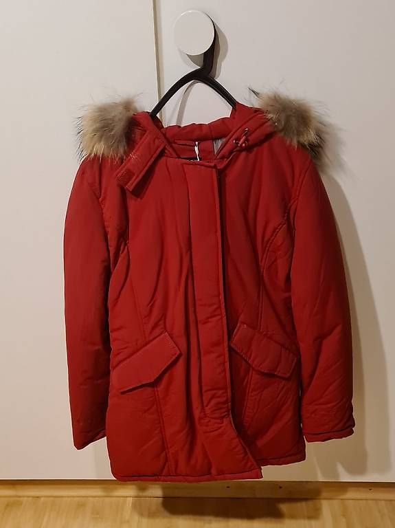 Jacken: Rote Winterjacke Grösse: XS – Gebraucht aus Obfelden von mau_6zc2 1