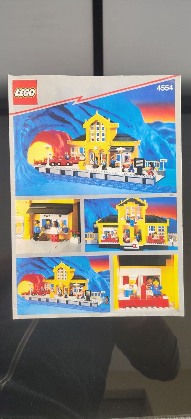 Lego Kit di costruzioni: Lego® 4554 Bahnhof – Usato da Erstfeld venduto da Bini-CH 5