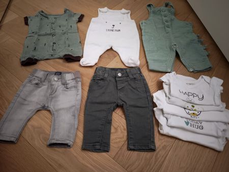 Kleider Paket Junge 50/56