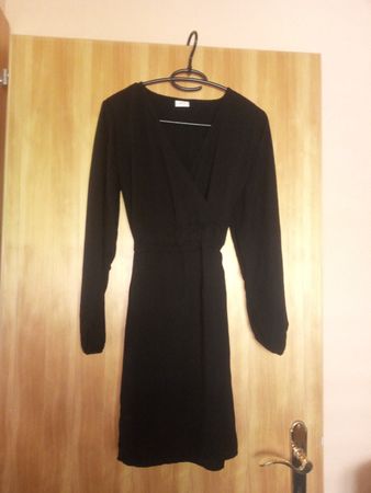 Robe noire élégante, taille 36