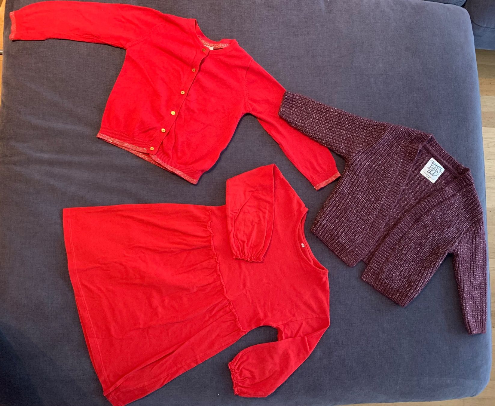 Lotti & Set di vestiti: Kleid und Jäckchen Kinder Mädchen Gr.98/104 – Usato da Bülach venduto da engeli92