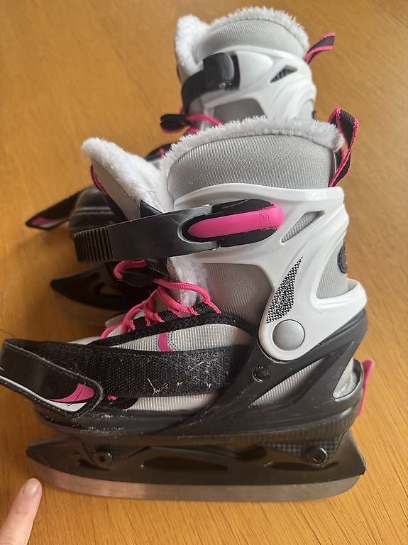 Schlittschuhe: Schlittschuhe – Gebraucht aus Appenzell Steinegg von pba_z8py 1