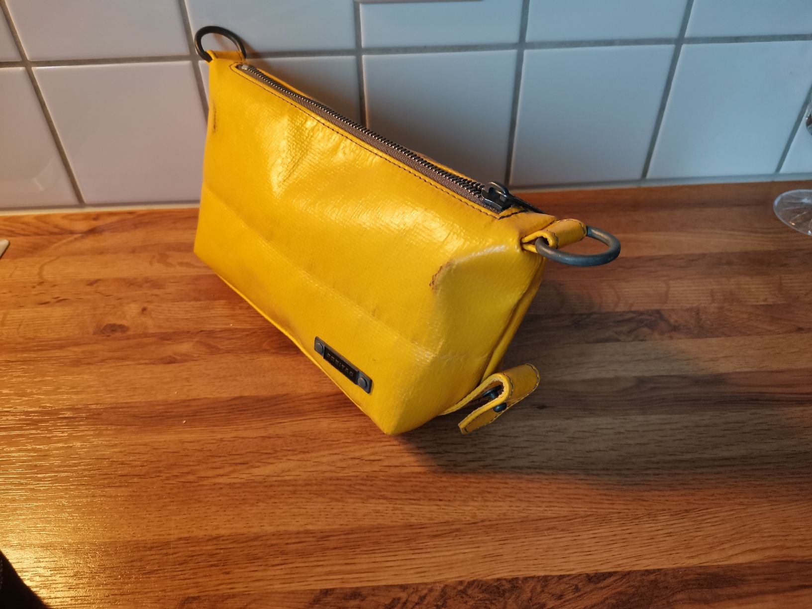 Freitag Custodie per cosmetici: FREITAG R305 DOWD TOILET BAG – Nuovo (secondo la descrizione) da Bern venduto da Meeresgruen 2