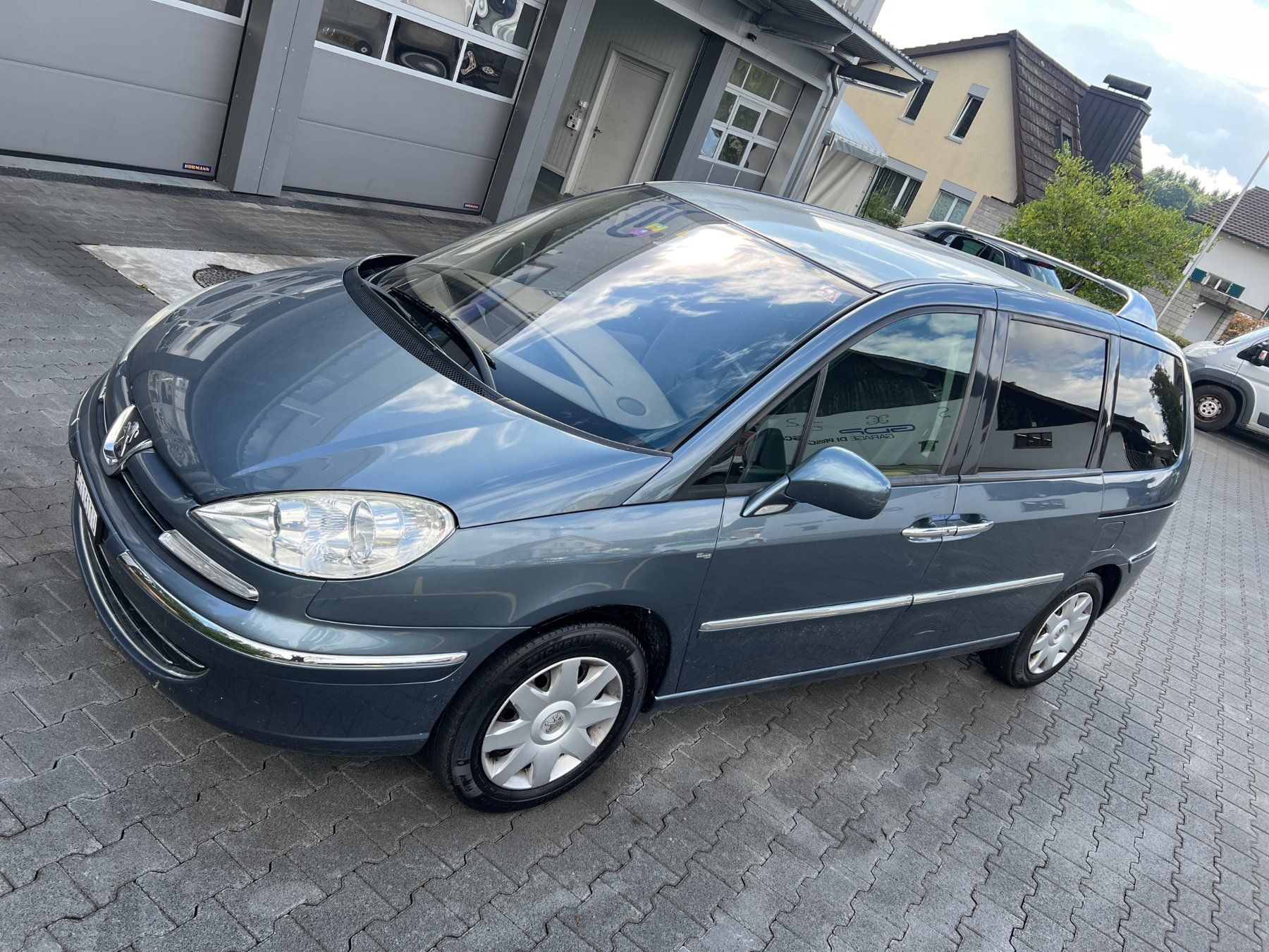 Peugeot Automobili: Peugeot 807 2.0 HDi – Usato da Kölliken venduto da Apollo74 9