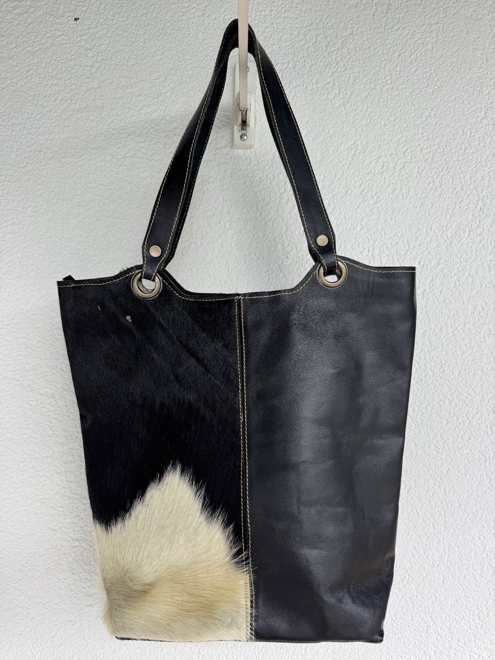 Borse: Cowhide Shoulderbag/Shopper – Usato da Balsthal venduto da armenharut